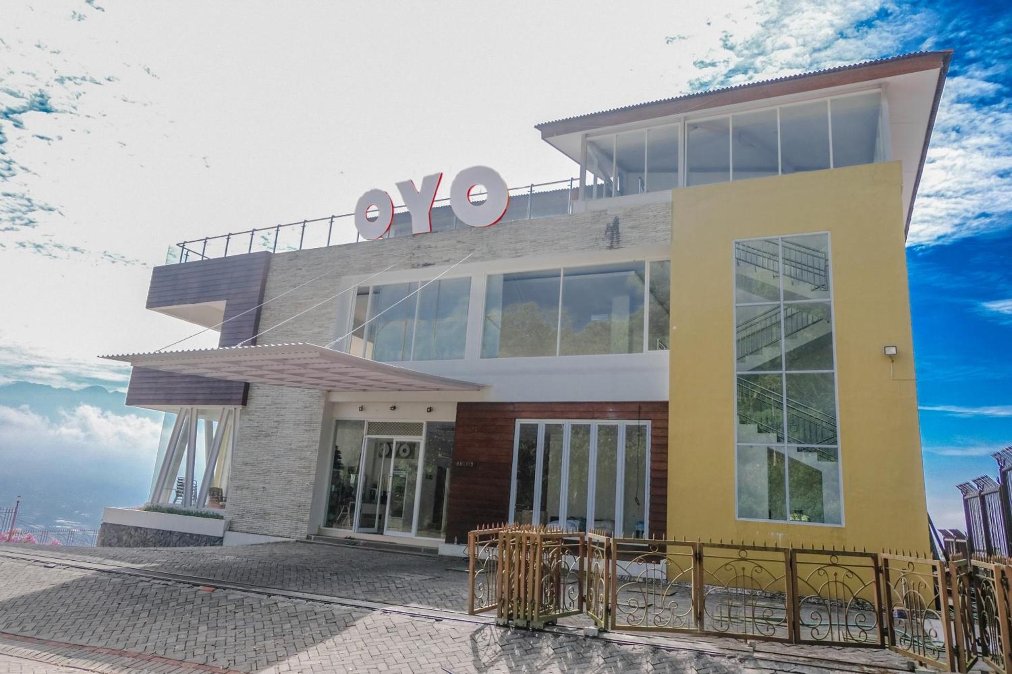 באטו Oyo 1194 Villa Bukit Panderman Residence מראה חיצוני תמונה