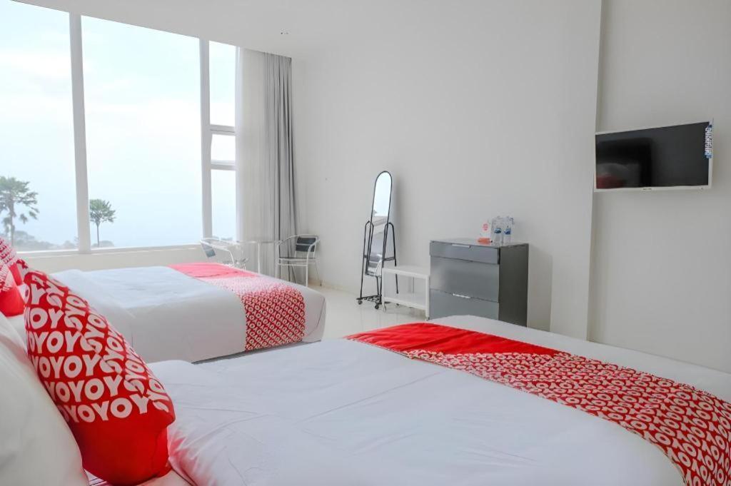 באטו Oyo 1194 Villa Bukit Panderman Residence מראה חיצוני תמונה